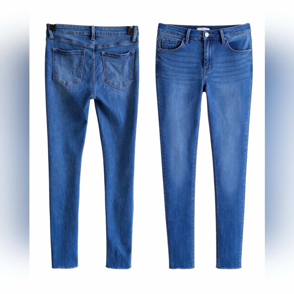 Vervet Skinny Jeans Blue Wash Size 29 Stretch Raw Hem Mid Rise - Picture 3 of 5